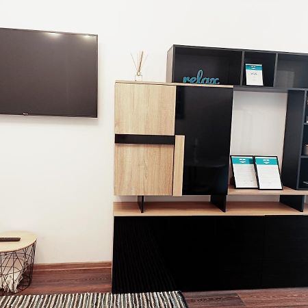 Christopher Apartment Oradea Eksteriør bilde