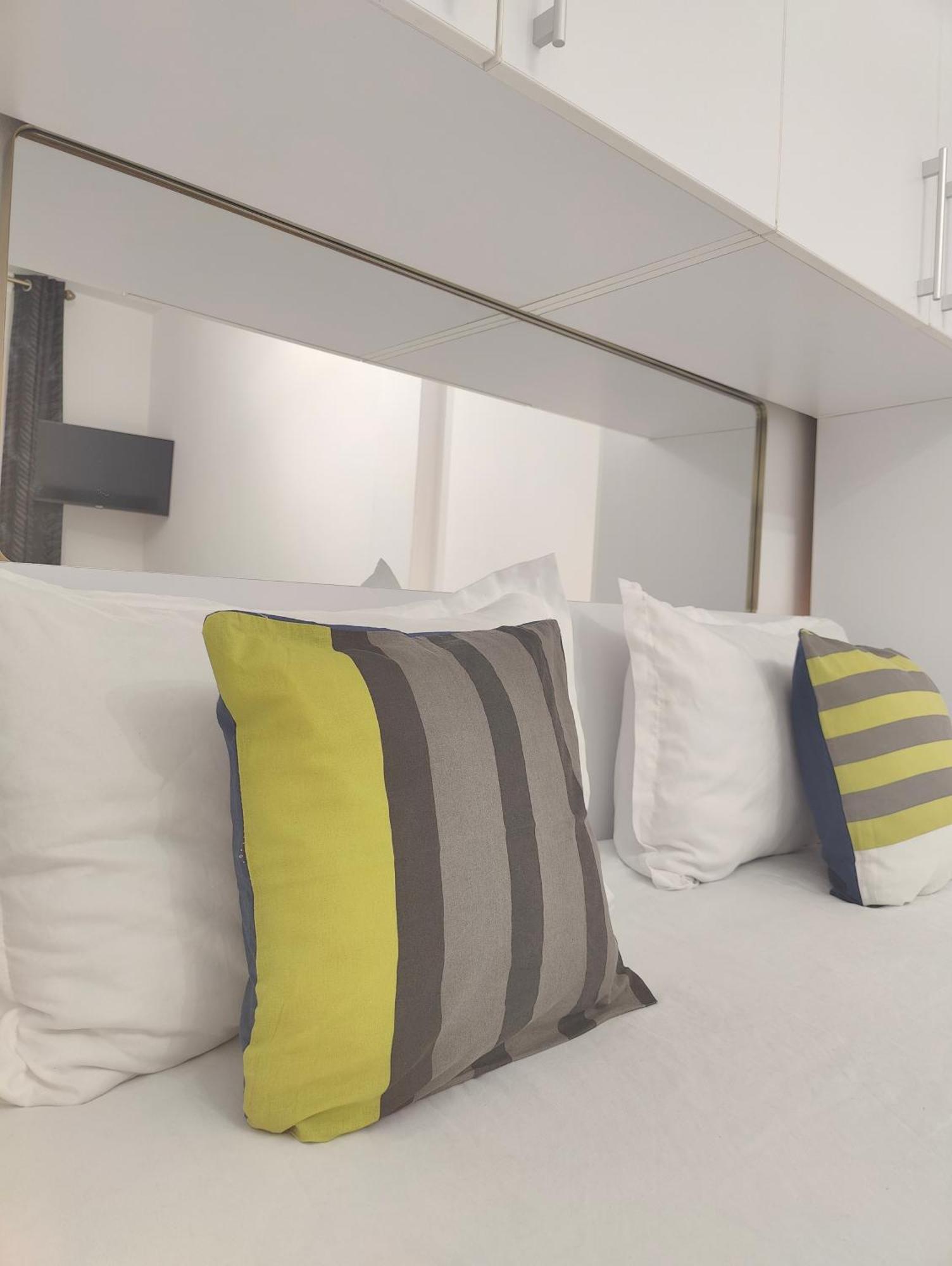 Christopher Apartment Oradea Eksteriør bilde
